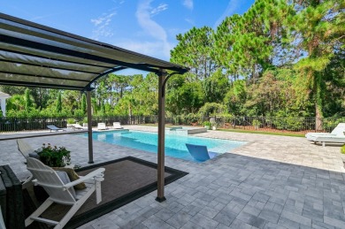 New roof! This home has 6 bedroom with 6 bathrooms plus an on Regatta Bay Golf and Country Club in Florida - for sale on GolfHomes.com, golf home, golf lot