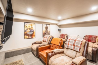 Welcome to the one-of-a-kind Villa Vista Lodge in on Sierra Star Golf Course in California - for sale on GolfHomes.com, golf home, golf lot