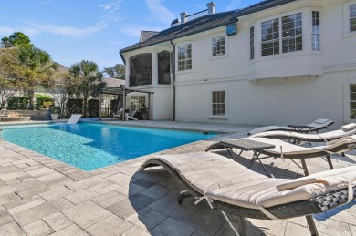 New roof! This home has 6 bedroom with 6 bathrooms plus an on Regatta Bay Golf and Country Club in Florida - for sale on GolfHomes.com, golf home, golf lot