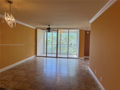 2/2 well-kept unit w/ screened-in patio & water view. Marble on Pine Island Ridge Country Club in Florida - for sale on GolfHomes.com, golf home, golf lot