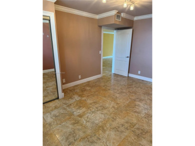 2/2 well-kept unit w/ screened-in patio & water view. Marble on Pine Island Ridge Country Club in Florida - for sale on GolfHomes.com, golf home, golf lot