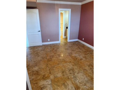 2/2 well-kept unit w/ screened-in patio & water view. Marble on Pine Island Ridge Country Club in Florida - for sale on GolfHomes.com, golf home, golf lot