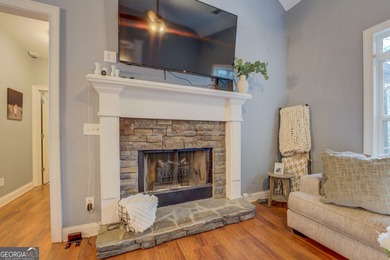 Location, location, location! Well maintained 3-bedroom & on Turtle Cove Golf Course in Georgia - for sale on GolfHomes.com, golf home, golf lot