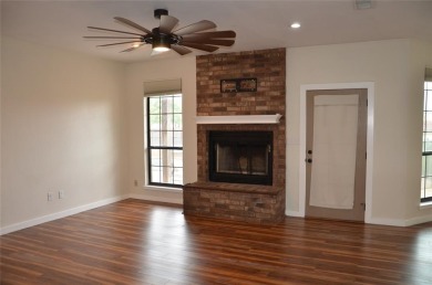 Terrific 3-Bedroom, 2-Bath Home with Pool and Outdoor Kitchen on Shady Oaks Golf Course in Texas - for sale on GolfHomes.com, golf home, golf lot