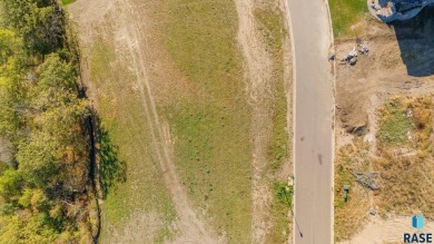 Discover an unparalleled opportunity to build your custom home on Willow Run Golf Course in South Dakota - for sale on GolfHomes.com, golf home, golf lot