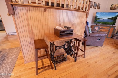 Welcome to your Pocono retreat! This spacious yet cozy on The Hideout Golf in Pennsylvania - for sale on GolfHomes.com, golf home, golf lot