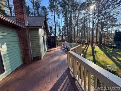 Beautifully Maintained 3 Bedroom Home on Golf Course in Rural on Tanglewood Shores Golf Club in Virginia - for sale on GolfHomes.com, golf home, golf lot