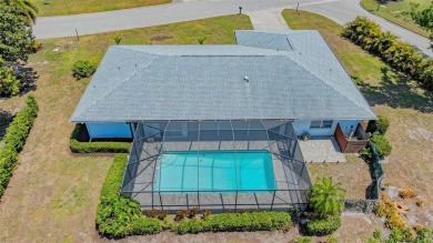 Under contract-accepting backup offers. One or more photo(s) has on Palm Aire Country Club of Sarasota in Florida - for sale on GolfHomes.com, golf home, golf lot