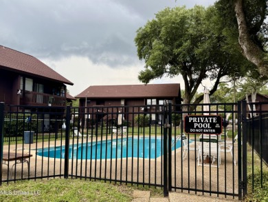 GREAT PRICE!! Very nice 1 bedroom condo in Molokai Village. Just on Diamondhead Country Club in Mississippi - for sale on GolfHomes.com, golf home, golf lot
