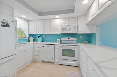 Beautiful renovated condo with immediate FREE GOLF MEMBERSHIP on High Point Country Club in Florida - for sale on GolfHomes.com, golf home, golf lot