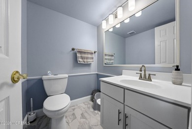 Beautifully maintained 2-bedroom townhouse-style condo with a on Raintree Golf Course in New Jersey - for sale on GolfHomes.com, golf home, golf lot