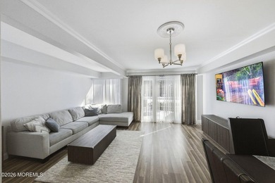 Beautifully maintained 2-bedroom townhouse-style condo with a on Raintree Golf Course in New Jersey - for sale on GolfHomes.com, golf home, golf lot