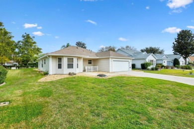 TURNKEY!LOW BOND  Lovely 3/2 Cypress Designer home in the on The Links of Spruce Creek in Florida - for sale on GolfHomes.com, golf home, golf lot