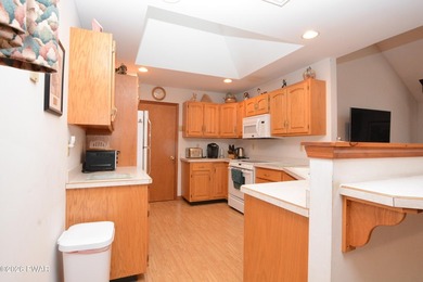 BEAUTIFUL CUSTOM-BUILT LAKE WALLENPAUPACK RANCH! ONE LEVEL on Paupack Hills Golf and Country Club in Pennsylvania - for sale on GolfHomes.com, golf home, golf lot