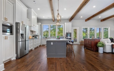 Beautiful Carriage built home under 3 years old with a beautiful on Isabella Golf Course  in Arkansas - for sale on GolfHomes.com, golf home, golf lot