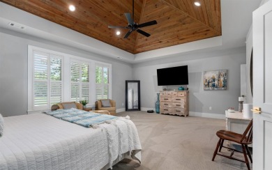 Beautiful Carriage built home under 3 years old with a beautiful on Isabella Golf Course  in Arkansas - for sale on GolfHomes.com, golf home, golf lot