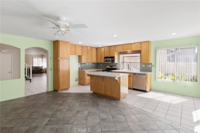 Located in the highly desirable Sun Lakes Country Club in on Sun Lakes Country Club in California - for sale on GolfHomes.com, golf home, golf lot