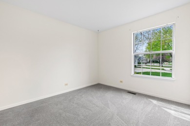 This is the perfect ranch in the perfect location that you've on Streamwood Oaks Golf Club in Illinois - for sale on GolfHomes.com, golf home, golf lot