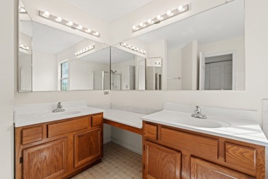 This is the perfect ranch in the perfect location that you've on Streamwood Oaks Golf Club in Illinois - for sale on GolfHomes.com, golf home, golf lot