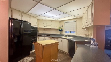 JUST REDUCED! MOTIVATED SELLER - SPACIOUS 2 SUITE HOME IN 55+ on Colonial Country Club in California - for sale on GolfHomes.com, golf home, golf lot