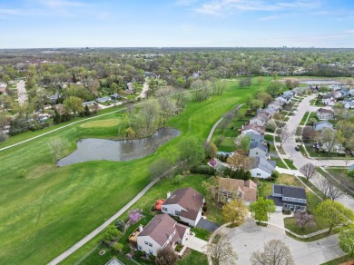 This is the perfect ranch in the perfect location that you've on Streamwood Oaks Golf Club in Illinois - for sale on GolfHomes.com, golf home, golf lot