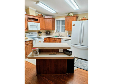 If you are looking for an affordable 2nd home or just downsizing on Southport Springs Golf Club in Florida - for sale on GolfHomes.com, golf home, golf lot