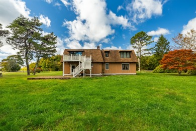 Bring your vision to this generously sized contemporary home in on  in Massachusetts - for sale on GolfHomes.com, golf home, golf lot