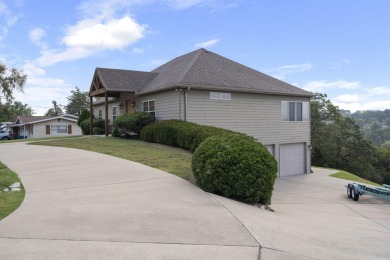 One owner, turn-key lakefront dream home in highly coveted on Kimberling City Golf Club in Missouri - for sale on GolfHomes.com, golf home, golf lot