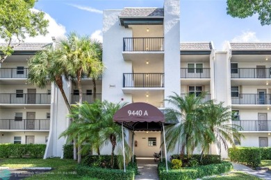 Don't wait a moment longer! Step right into this spacious condo on Pine Island Ridge Country Club in Florida - for sale on GolfHomes.com, golf home, golf lot