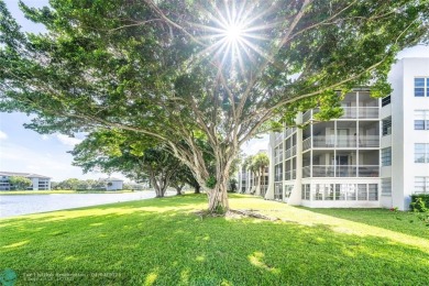 Don't wait a moment longer! Step right into this spacious condo on Pine Island Ridge Country Club in Florida - for sale on GolfHomes.com, golf home, golf lot