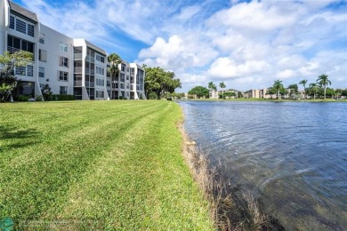 Don't wait a moment longer! Step right into this spacious condo on Pine Island Ridge Country Club in Florida - for sale on GolfHomes.com, golf home, golf lot