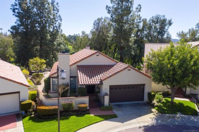 Welcome to this modern designer Detached Condominium in the on Rancho Bernardo Inn Golf Course in California - for sale on GolfHomes.com, golf home, golf lot
