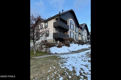 Grindelwald condo in the heart of Midway! Deck overlooks on Homestead Golf Club and Resort in Utah - for sale on GolfHomes.com, golf home, golf lot