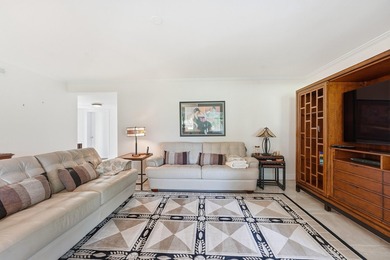 Traders Crossing #107 at Jonathans Landing offers an exceptional on Jonathans Landing Golf Club in Florida - for sale on GolfHomes.com, golf home, golf lot