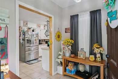 3BR-3BA + 2 Living Areas in Gated Holly Lake Ranch. Close to the on Holly Lake Ranch Golf Club in Texas - for sale on GolfHomes.com, golf home, golf lot