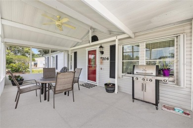 Welcome to this spacious 3-bedroom, 2-bathroom golf-course view on The Links of Spruce Creek in Florida - for sale on GolfHomes.com, golf home, golf lot