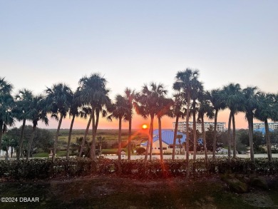 DISCOVER A NEW LEVEL OF LUXURY COASTAL LIVING IN THIS GATED on Harbour Village Golf and Yacht Club in Florida - for sale on GolfHomes.com, golf home, golf lot