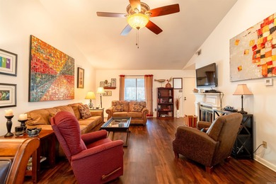 Eden Isle Orchards Condo - COMPLETELY FURNISHED, spotless and on Red Apple Inn and Country Club in Arkansas - for sale on GolfHomes.com, golf home, golf lot