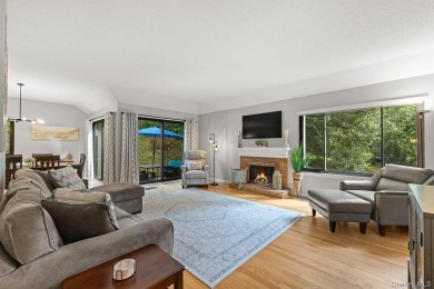 Luxurious one level living at its finest in Northern on Somers Pointe Golf Club - West Hill in New York - for sale on GolfHomes.com, golf home, golf lot