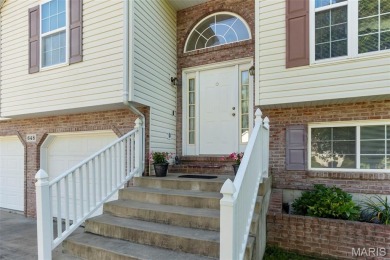 This one owner home has been maintained. It could use some on Bent Creek Golf Course in Missouri - for sale on GolfHomes.com, golf home, golf lot