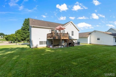 This one owner home has been maintained. It could use some on Bent Creek Golf Course in Missouri - for sale on GolfHomes.com, golf home, golf lot
