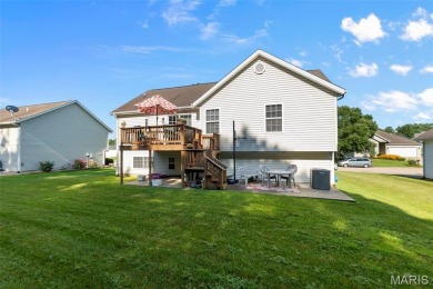 This one owner home has been maintained. It could use some on Bent Creek Golf Course in Missouri - for sale on GolfHomes.com, golf home, golf lot