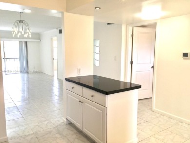 SUMMER SPECIAL!!! Seller pays ONE YEAR MAINTENANCE FEES TO BUYER on Hollybrook Golf and Tennis Club  in Florida - for sale on GolfHomes.com, golf home, golf lot