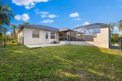 Wonderful 3 bed 2 bath home just moments away from the beach on Island Country Club in Florida - for sale on GolfHomes.com, golf home, golf lot