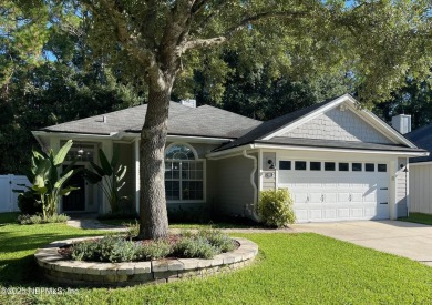 Discover the ideal blend of comfort, style, and affordability in on Julington Creek Golf Club in Florida - for sale on GolfHomes.com, golf home, golf lot