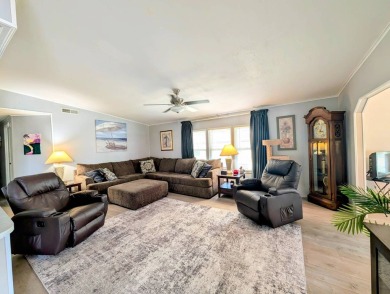 PICTURES SAY IT ALL! Uniquely designed 2 bedroom 2 bath on Grasslands Golf and Country Club in Florida - for sale on GolfHomes.com, golf home, golf lot