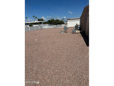 Great Winter getaway ! This home is move in ready. Quartz on Sun Lakes Country Club in Arizona - for sale on GolfHomes.com, golf home, golf lot