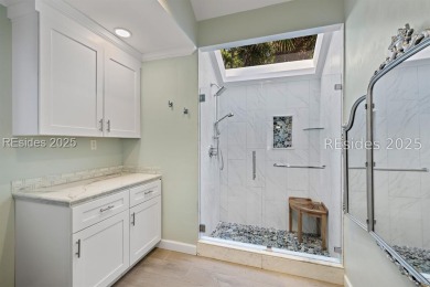 3 BD 3BTH home with soaring 20' cathedral ceilings on Dolphin Head Golf Club in South Carolina - for sale on GolfHomes.com, golf home, golf lot