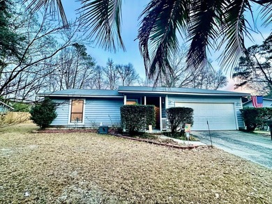 Rare One-Story Opportunity in Shadowmoss - No HOA! Don't miss on Shadowmoss Plantation Golf Club in South Carolina - for sale on GolfHomes.com, golf home, golf lot