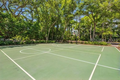 3 BD 3BTH home with soaring 20' cathedral ceilings on Dolphin Head Golf Club in South Carolina - for sale on GolfHomes.com, golf home, golf lot